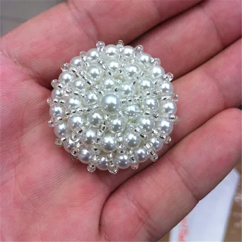 35 mm Pearl nupud Küljel auk plast pärlite nupud riided krae beaded nuppu materjali dekoratiivsed aksessuaarid